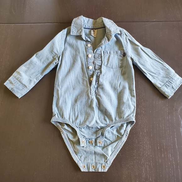 Baby B'Gosh | Onsie - Picture 4 of 4